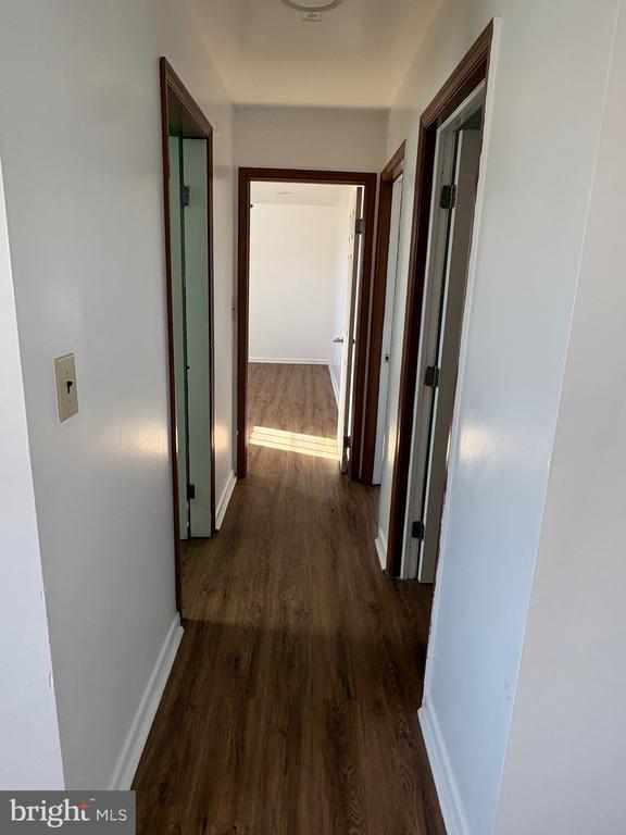 Building Photo - 2715 Hammonds Ferry Rd