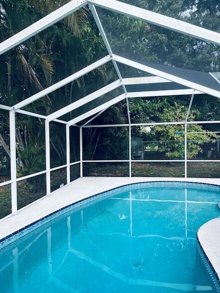 Building Photo - 1836 SE Fallon Dr