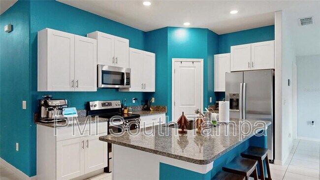 Building Photo - 15407 Miller Creek Dr