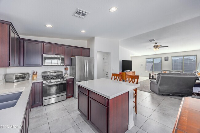 Building Photo - 18557 W Pueblo Ave