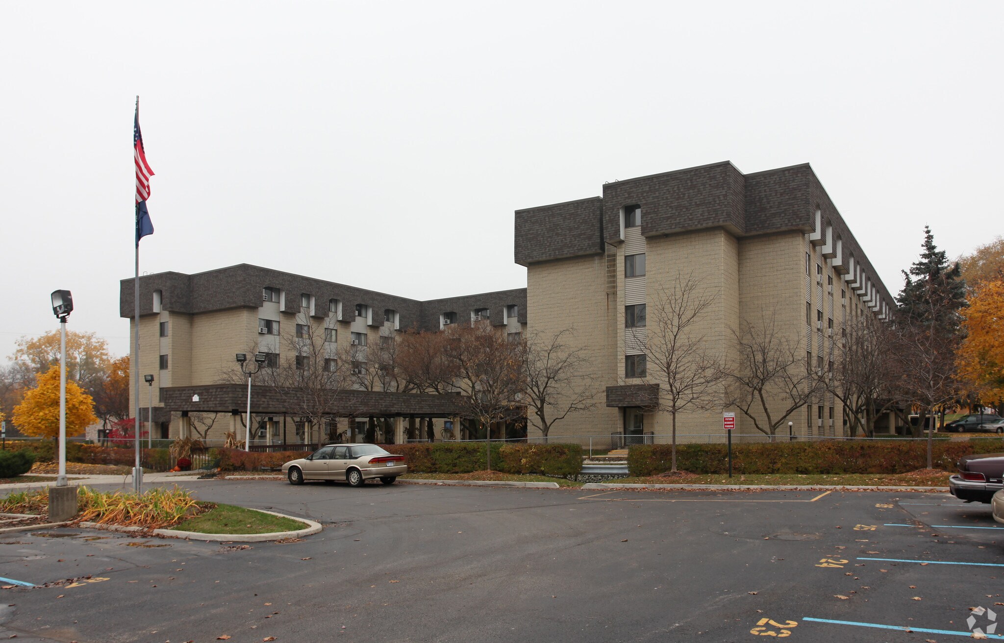 Lockwood of Davison Senior Apartments 300 S Main St Davison MI 48423