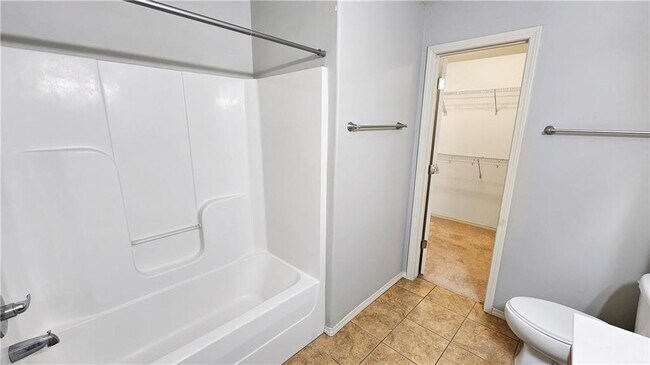 Building Photo - 4111 SW Shadowrock Pl