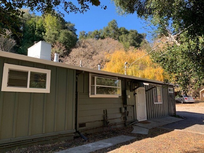 Primary Photo - 7725 W Zayante Rd