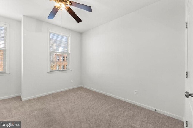 Building Photo - 19441 Promenade Dr