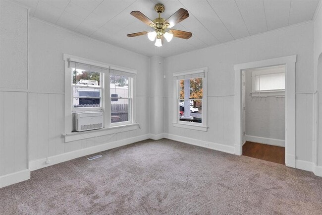 Building Photo - 1517 W Nora Ave