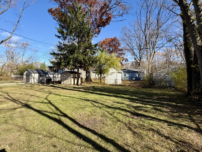 Building Photo - Updated and Beautifully Maintained 3-Bedroom Ranch Minutes from Downtown Berkley!