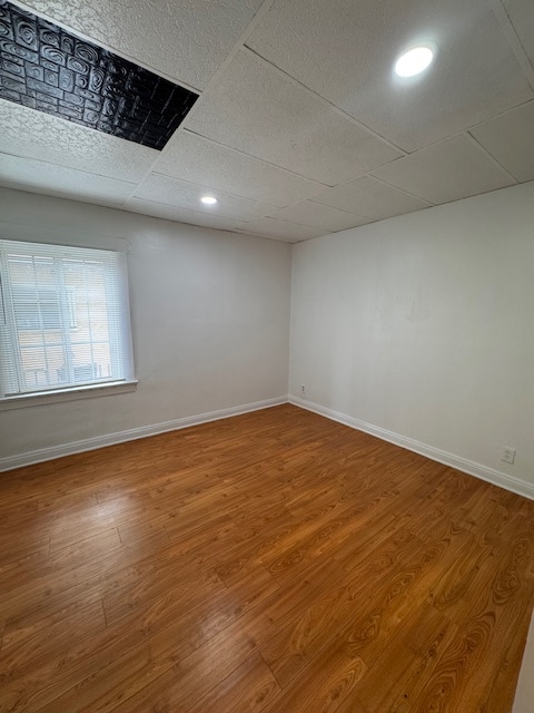 Building Photo - 417 W 52nd Pl