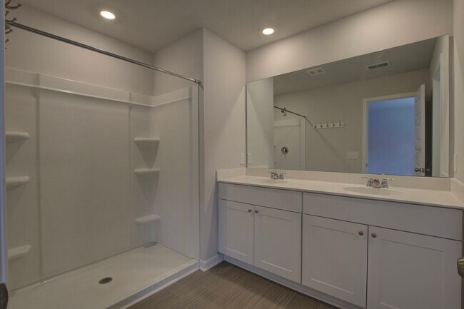 Building Photo - 4105 Quincy Adams Ln