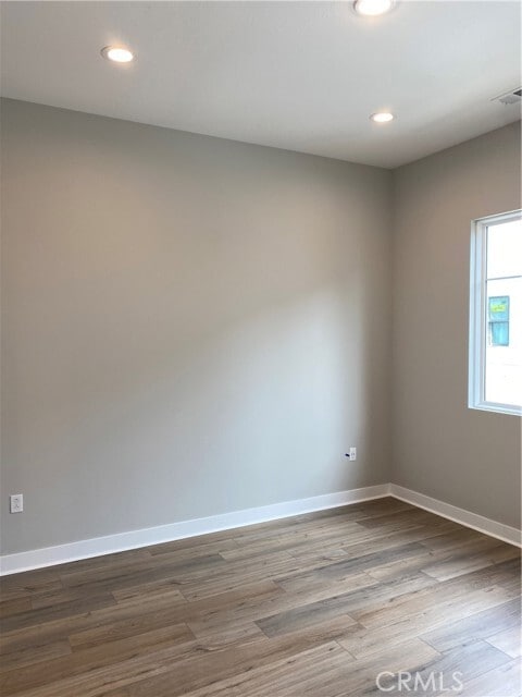 Building Photo - 2127 Marine Walk