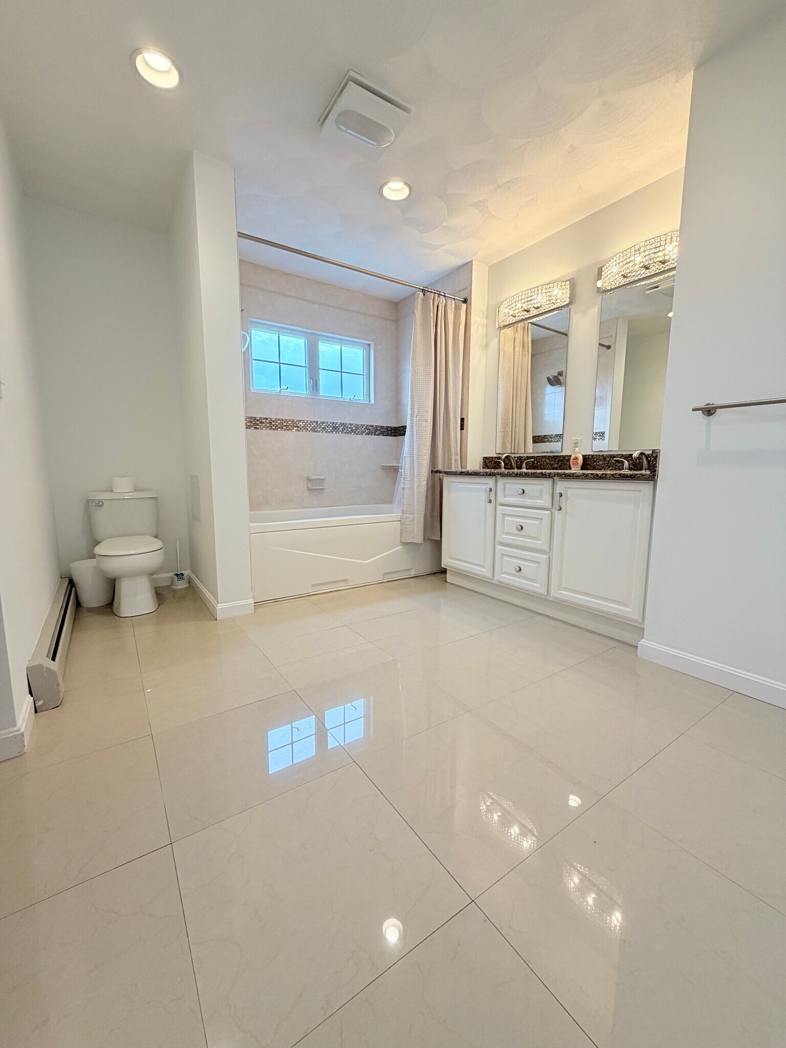 bathroom 2 - 74 Grover St