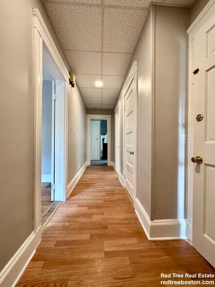 Building Photo - 8 Mortimer Pl