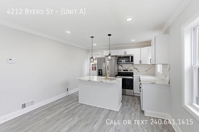 Building Photo - 4212 Byers St