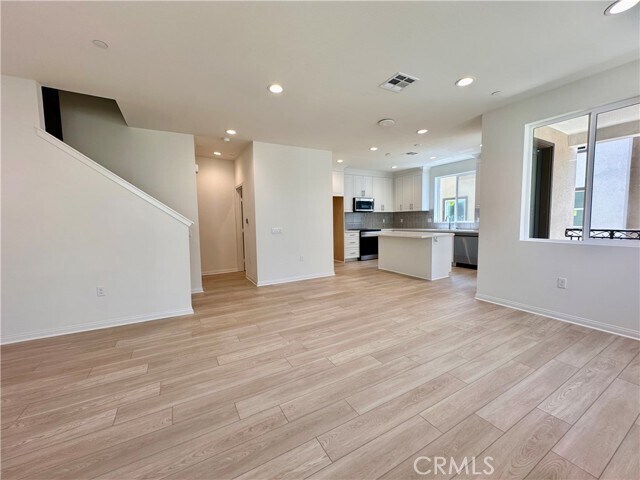 Building Photo - 2440 E Agave St