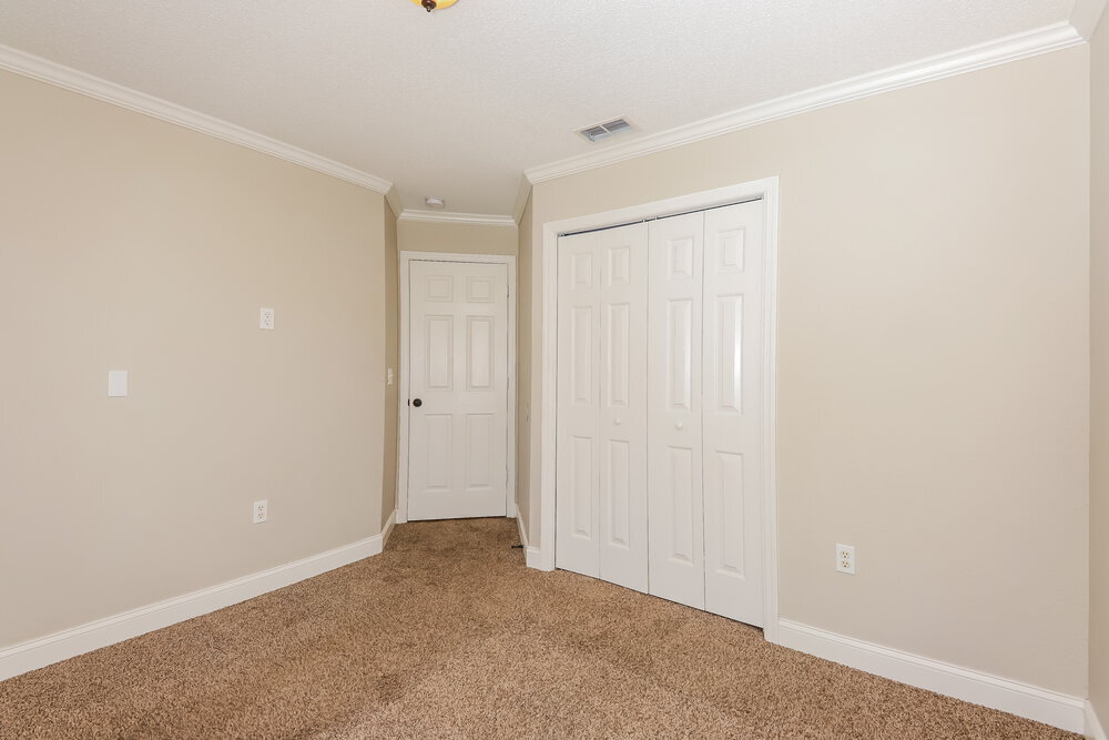 Building Photo - 3008 Sabal Bend Dr NE