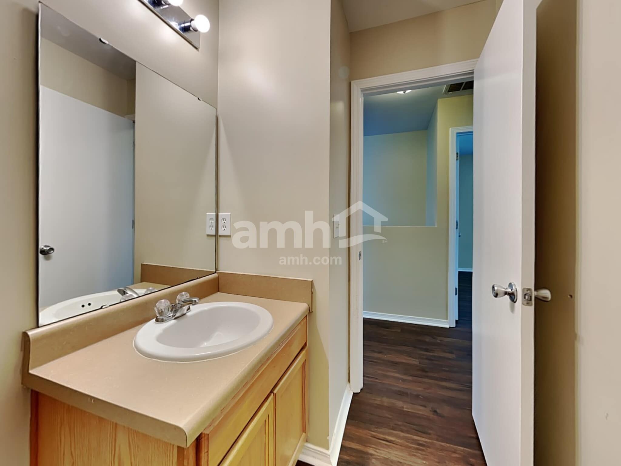 Building Photo - 8859 Arbor Glen Dr