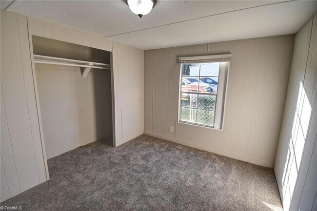 Building Photo - 5626 Spainhour St