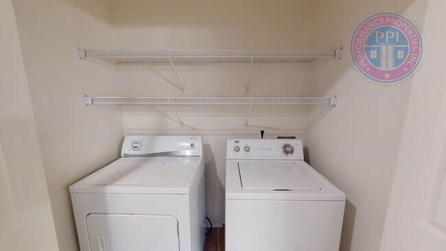 Building Photo - Sought After Single Level Family Home in S...