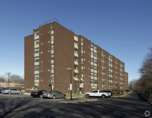 Building Photo - Martin Gerber Apartments