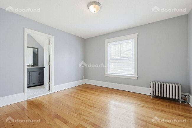 Building Photo - 121 Delmont Ave