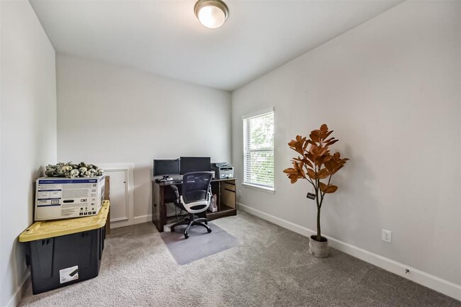 Building Photo - 27208 Starry Oaks Dr