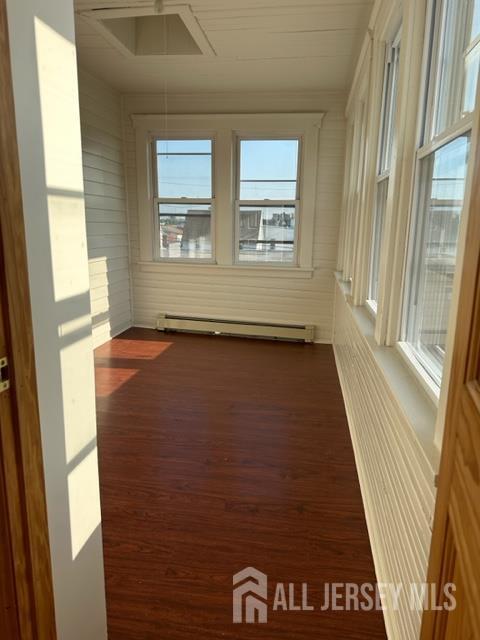 Building Photo - 321 Pershing Ave