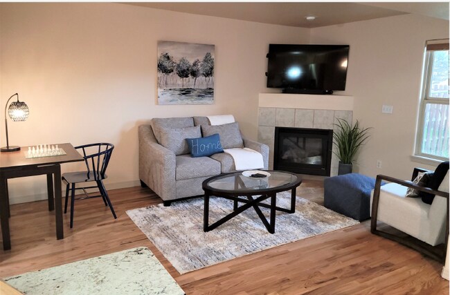 2nd leaving space 2 - 4125 Sunny Vista Hts