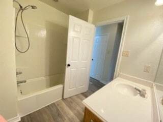 Building Photo - 514 Euclid St