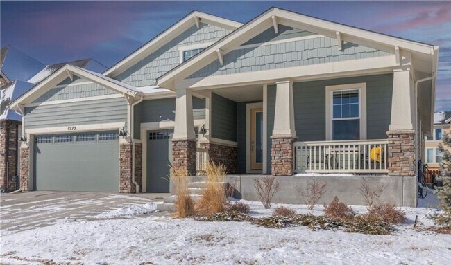 Primary Photo - Gorgeous & Large 3 Bedroom 2 Bath Home wit...
