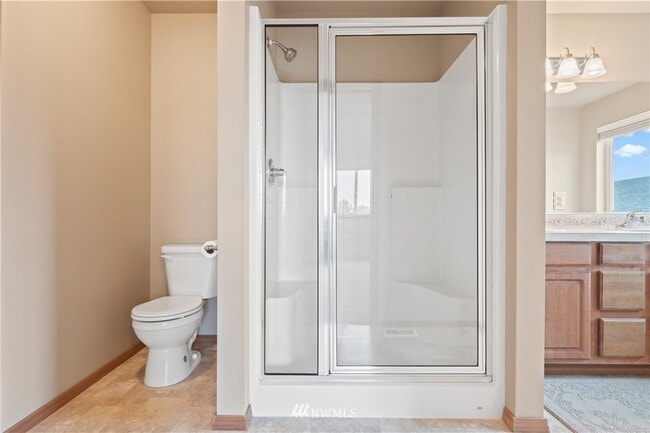 Building Photo - 6405 160th Ave E