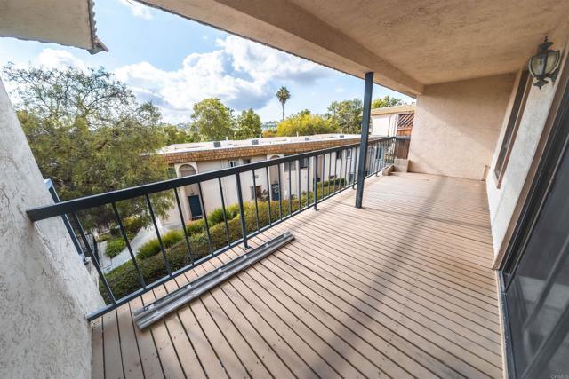 Building Photo - 2374 Caringa Way