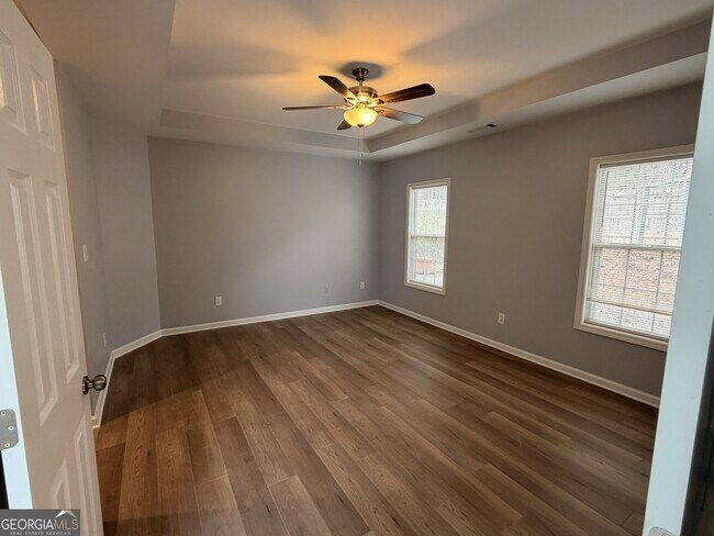 Building Photo - 113 Clarin Way