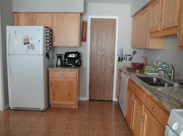 Building Photo - 1266 Bradwell Ln