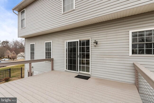 Building Photo - 6910 Governors Grant Ln