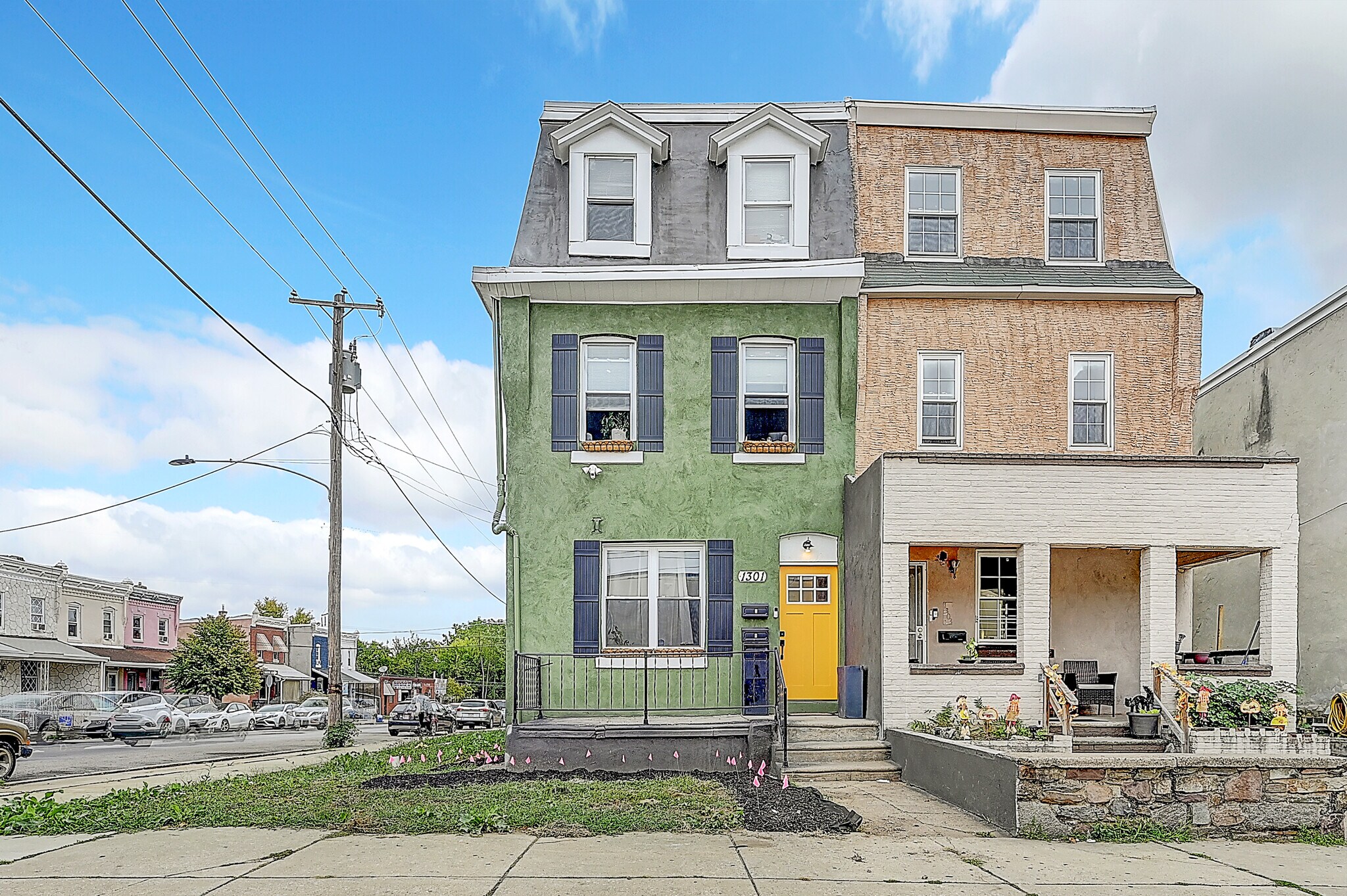 Building Photo - 1301 S 49th St