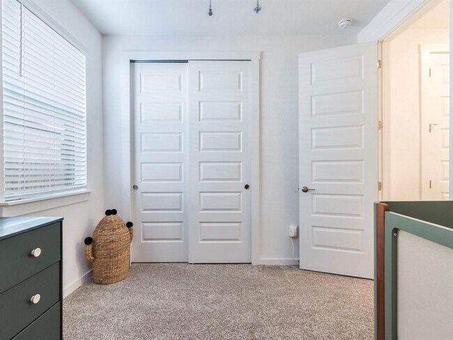 Building Photo - 2132 Centerline Ln