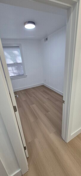 Building Photo - 5575 Ogontz Ave