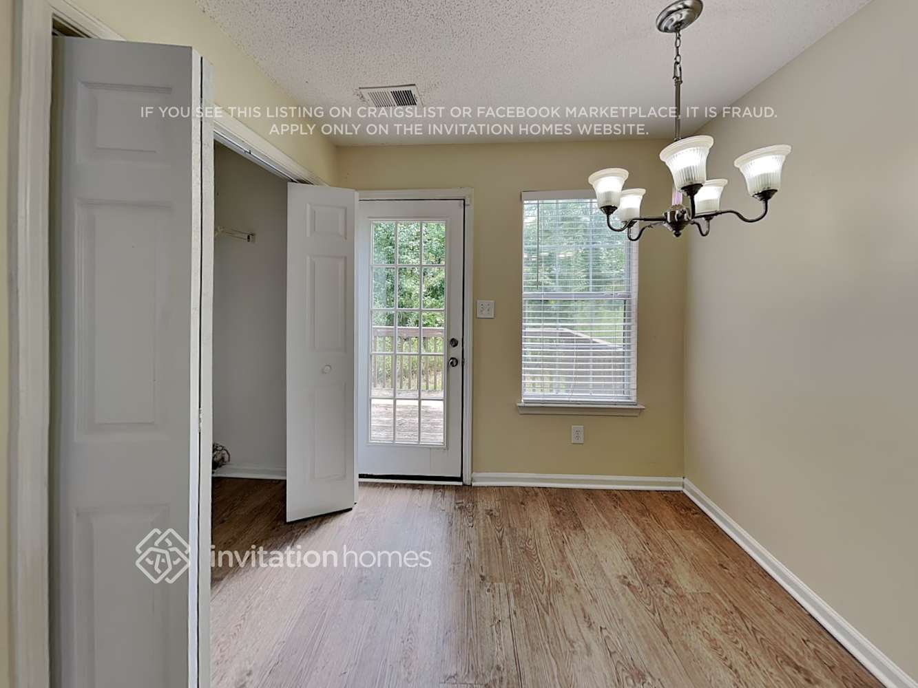 Building Photo - 1384 Camrose Ct