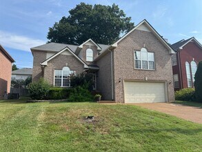 Building Photo - Great 4BR home near Brentwood