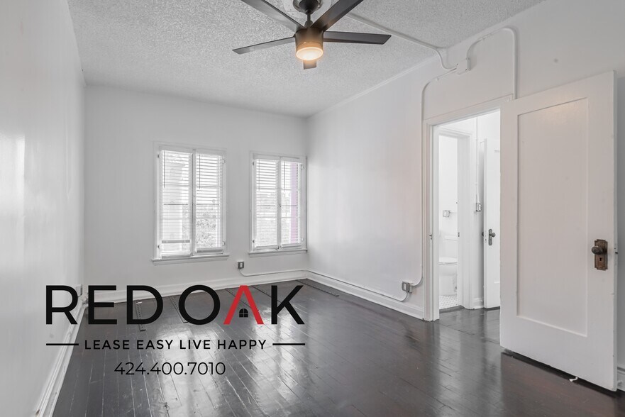 Building Photo - 854 S Oxford Ave