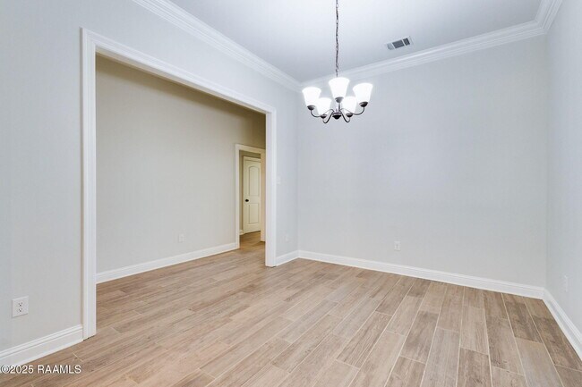 Building Photo - 219 Finnegan Way