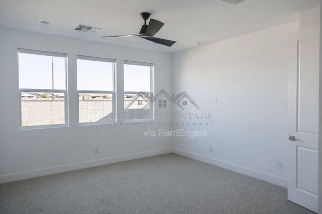 Building Photo - 10262 E Utah Ave