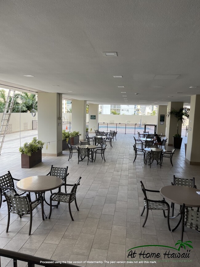 Building Photo - 2240 Kuhio Ave.
