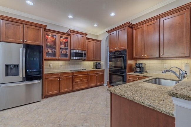 Building Photo - 4966 Sapphire Sound Dr