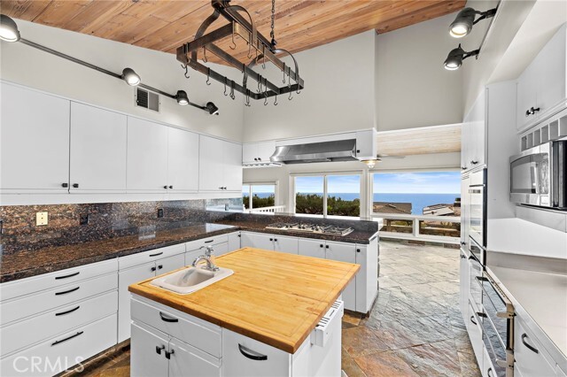 Building Photo - 4022 Calle Marlena