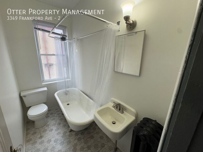 Building Photo - Modern 2BR/1BA Apartment – Comfortable & C...