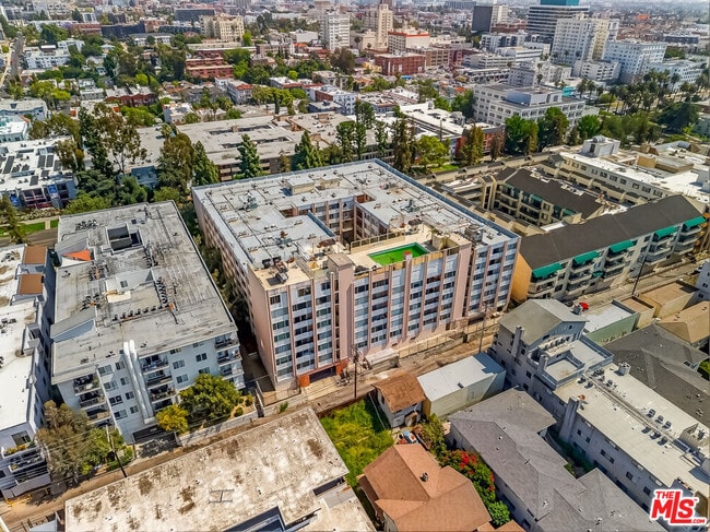 Building Photo - 421 La Fayette Park Pl