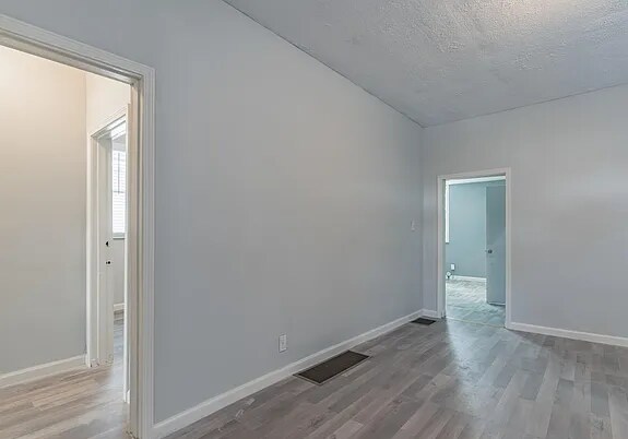 Building Photo - 736 Sutcliffe Ave