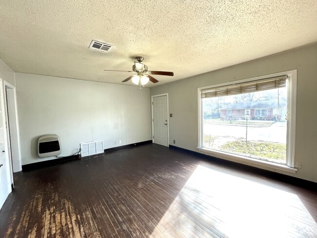 Building Photo - 111 5th Ave NW