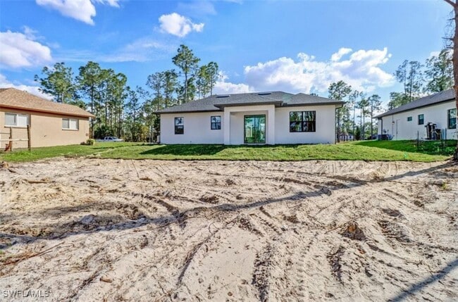 Building Photo - 2436 14th Ave NE