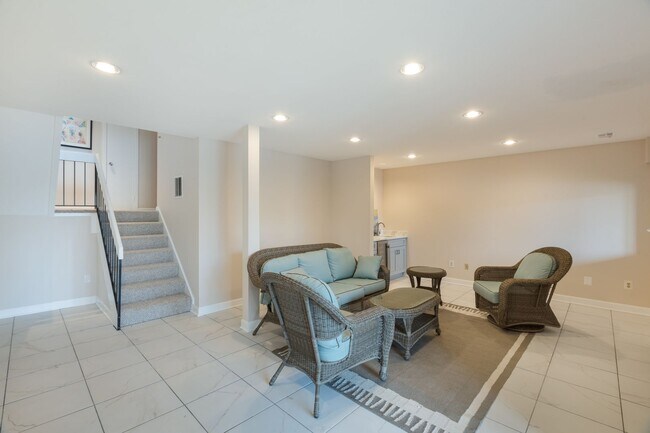 Building Photo - COMING SOON -11030 Thrush Ridge Rd - Liste...